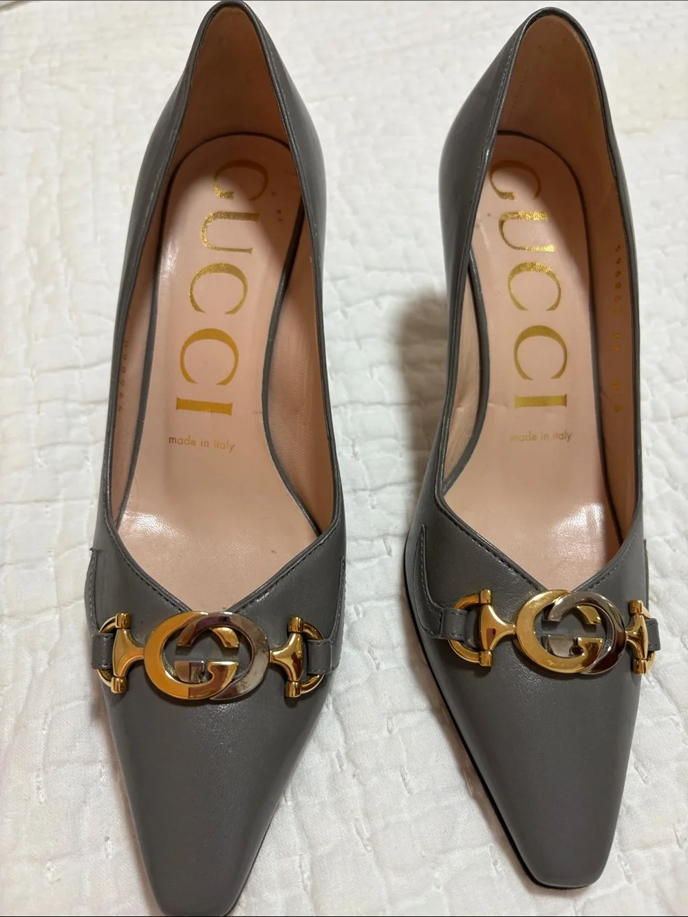 Gucci Gray Leather Pointed-Toe Pumps with Gold Horsebit Accent
